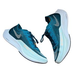 Nike Men's ZoomX Vaporfly Next% 2